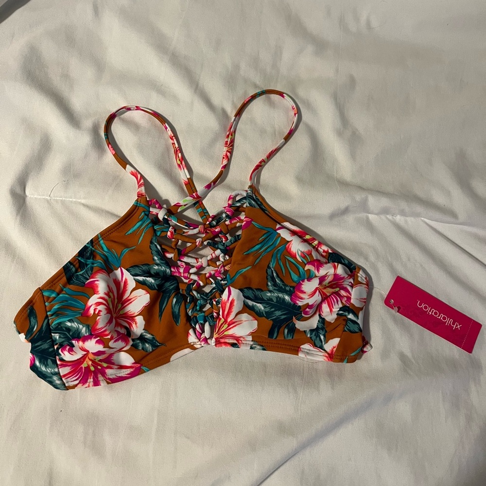 NWT target halter bikini size M